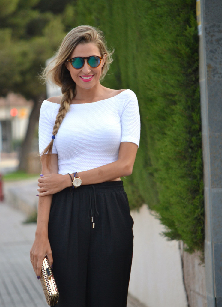 black and white palazzo pants outfit